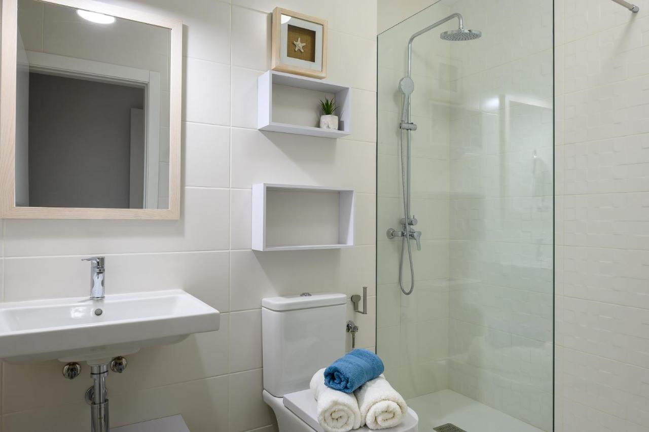 La Marinera House-Near The Beach, Fast Wifi, Air-Con On Main Bedroom And Sat Tv Playa Blanca  Buitenkant foto